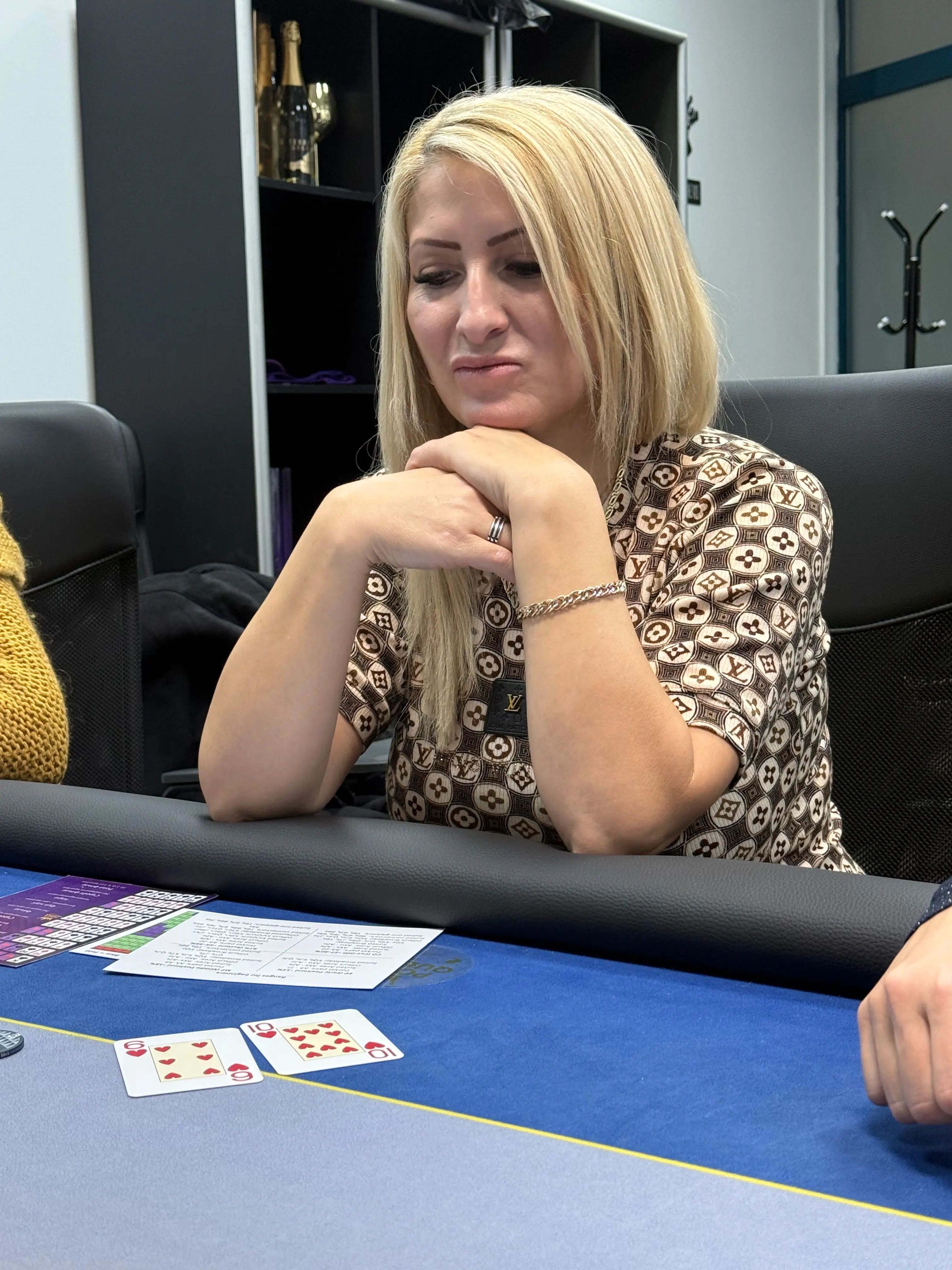 Poker Queens Academy - Галерия снимка 15